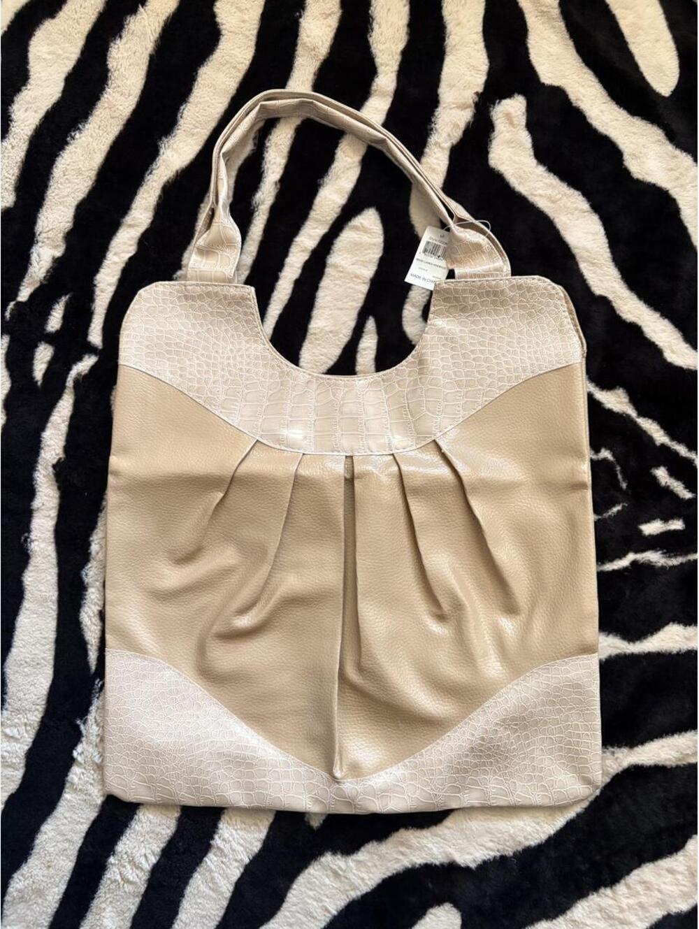 BRAND NEW WITH TAGS BIJOUX TERNER LEATHER TOTE
